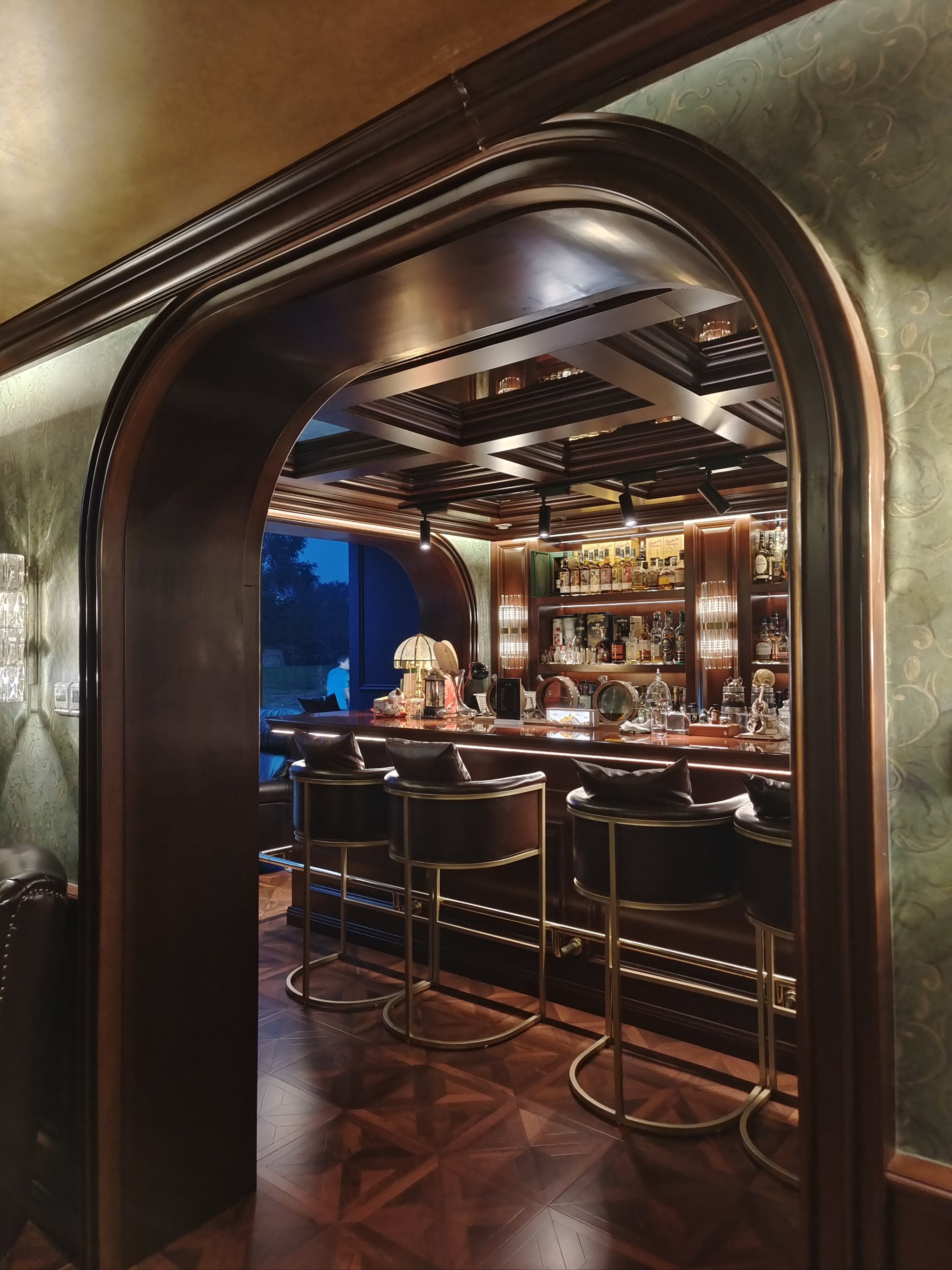 河源商务ktv低端场所推荐-源城区ktv预订